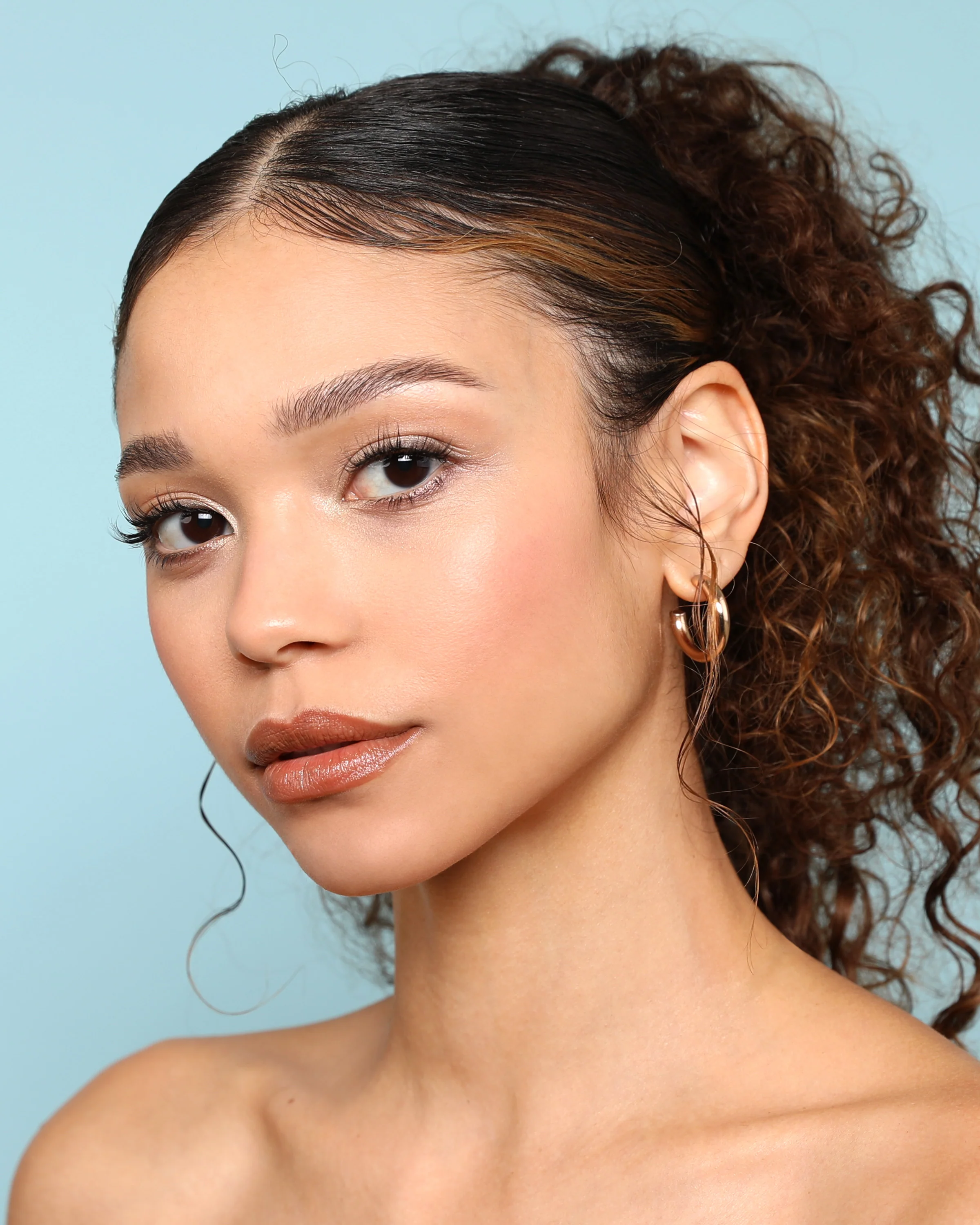 Chic Satin Lipstick (003, Rewind) - Image 3