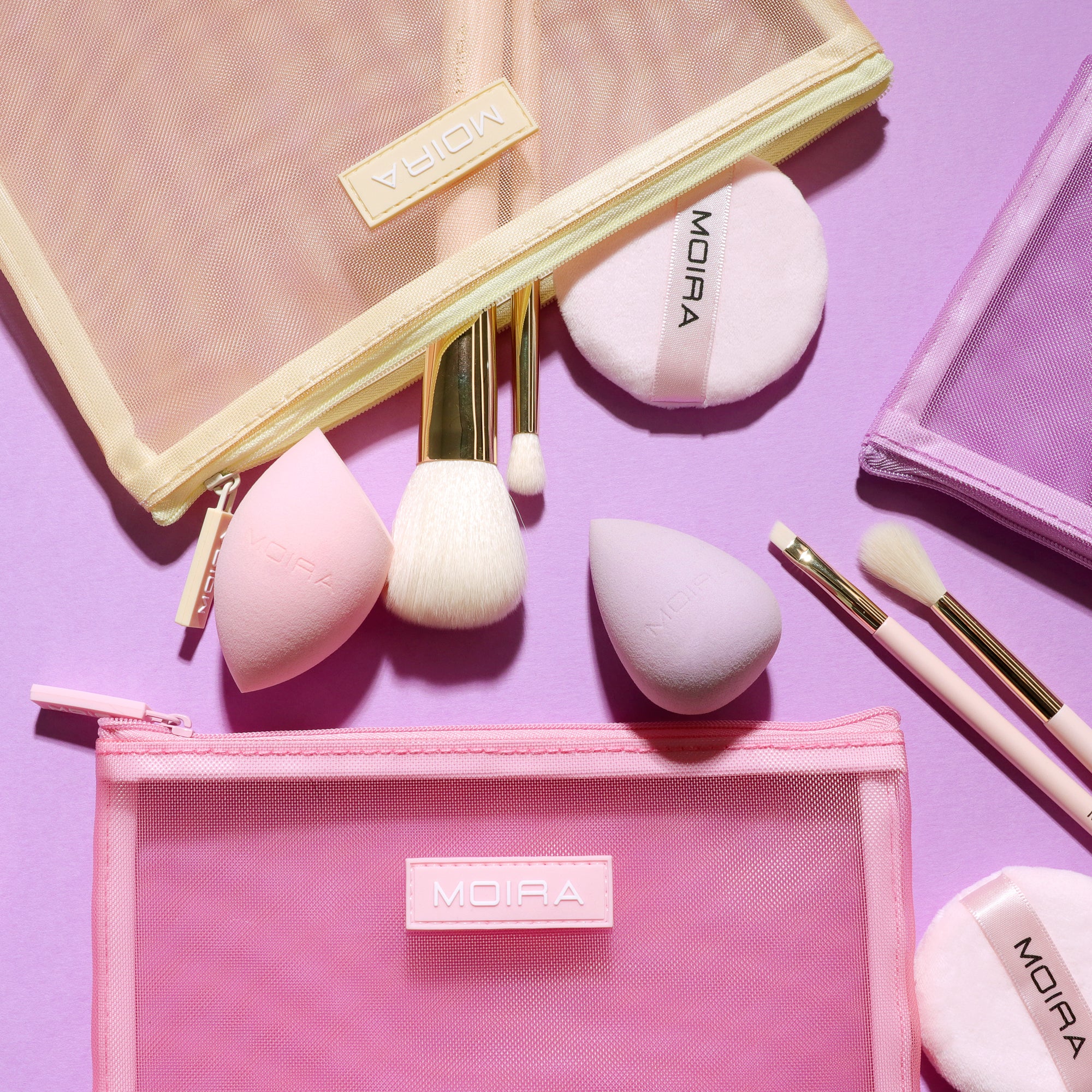 Mesh Makeup Pouch Medium - Image 3