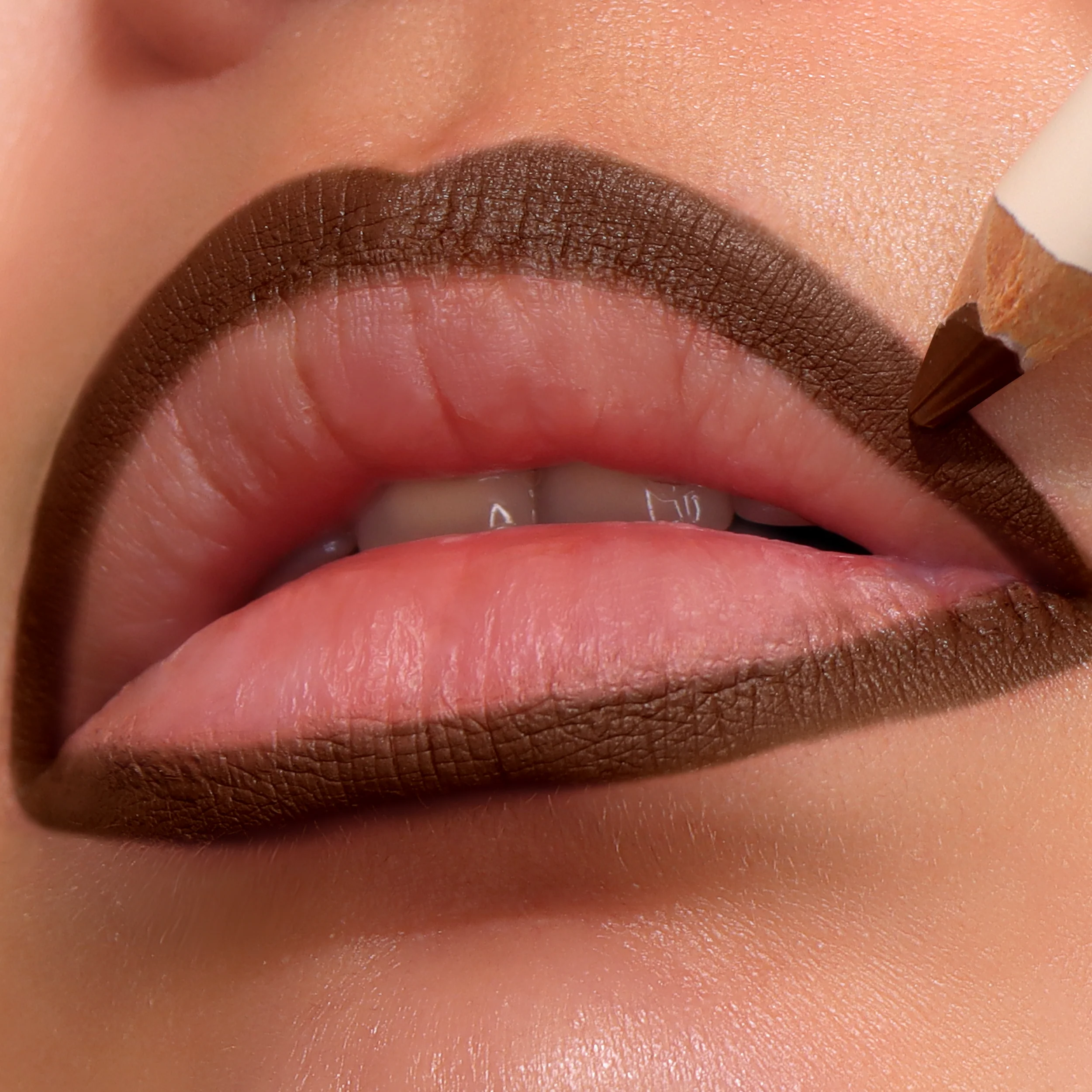 Must-Have Lip Liner (011, Very Brown) - Image 3