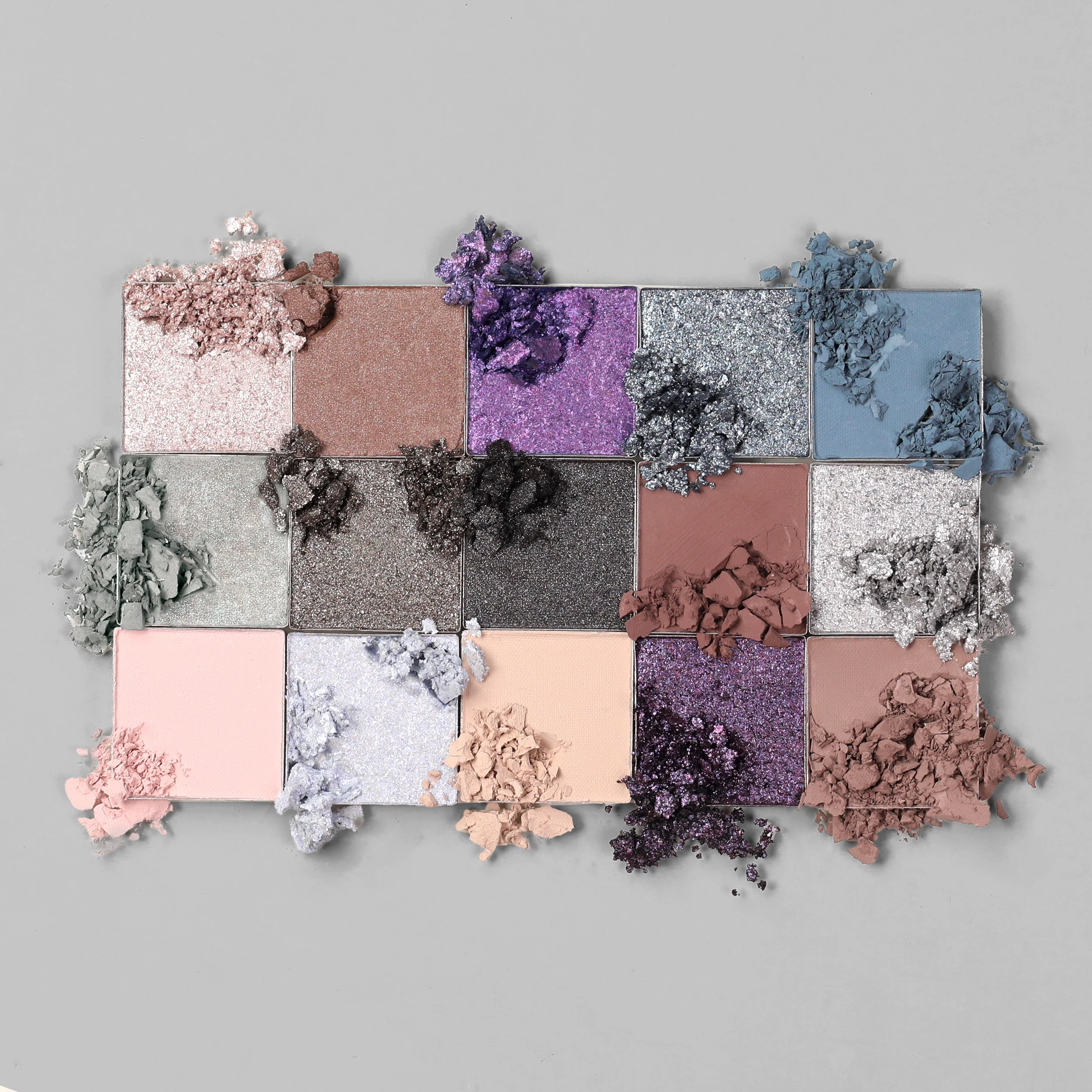 Pretty Little Thoughts Eyeshadow Palette - Image 6