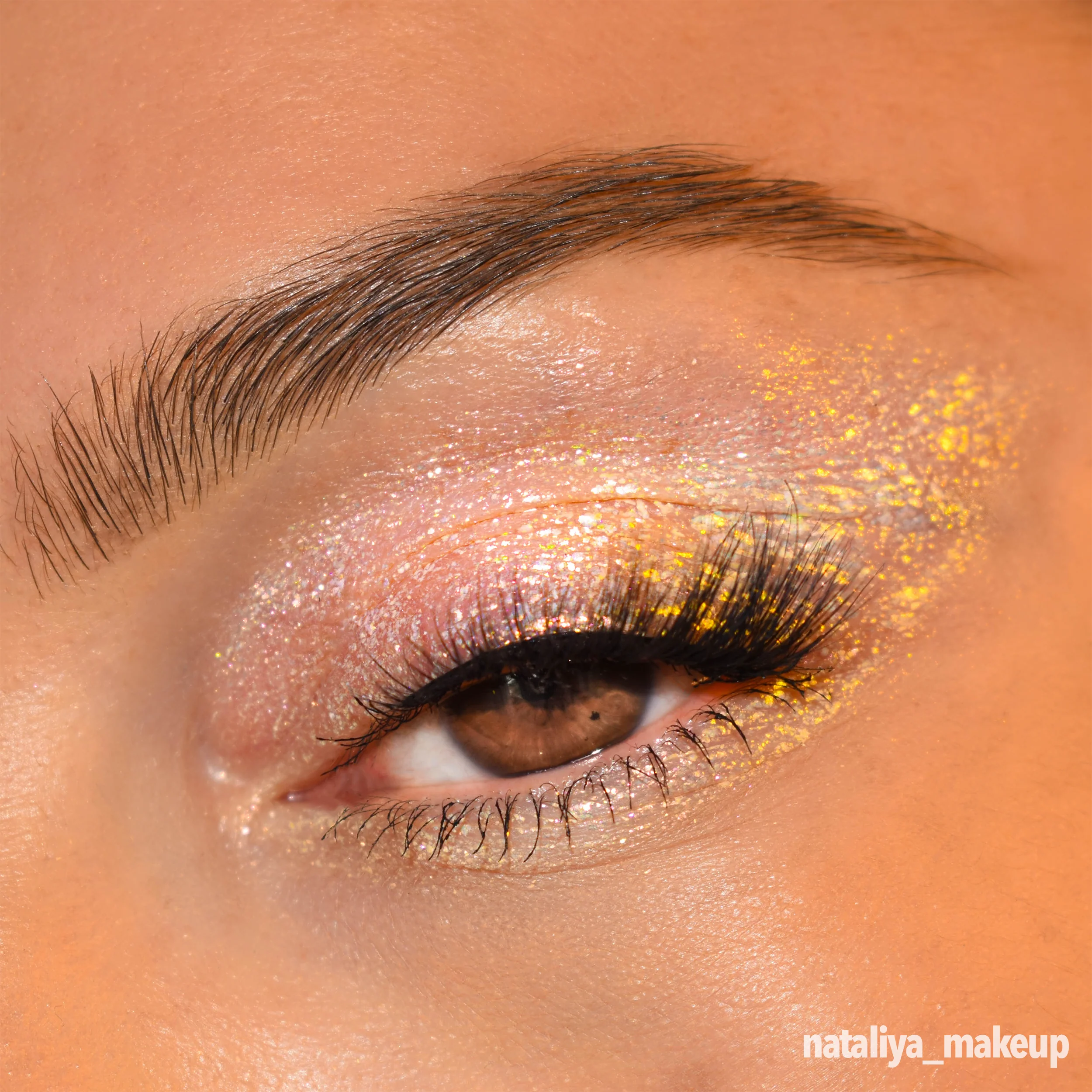 Space Chameleon Multichrome Shadow (001, Estella) - Image 3