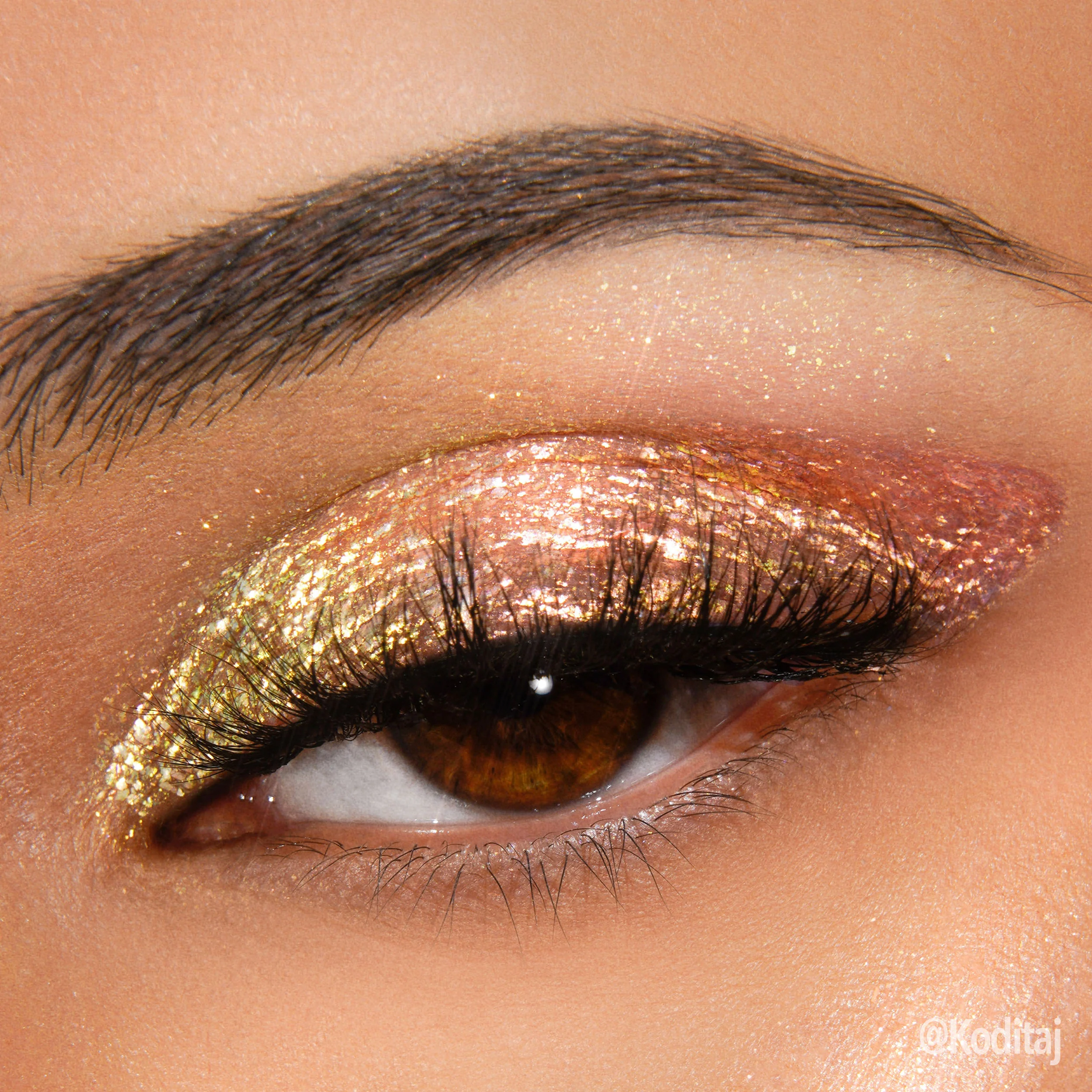 Space Chameleon Multichrome Shadow (001, Estella) - Image 5